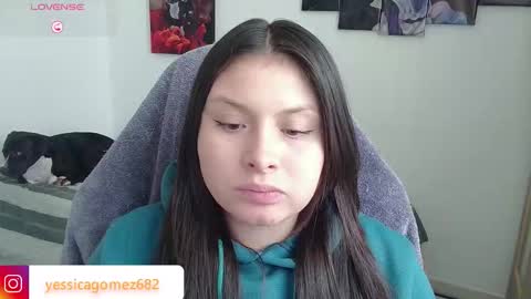 Snapshot of yessica_gomez01 chatting on 02/19/26, 06:48 yessica_gomez01 online show from 02/19/26, 06:48