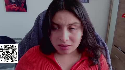 yessica_gomez01 online show from 04/15/26, 09:26