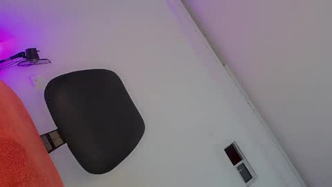 Snapshot of yessica_tsx chatting on 05/19/26, 07:58 yessica_tsx online show from 05/19/26, 07:58