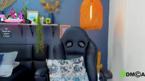 Snapshot of yessika_parker chatting on 04/25/26, 01:41 yessika_parker online show from 04/25/26, 01:41