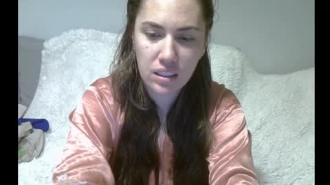 Kira online show from 02/05/26, 04:44