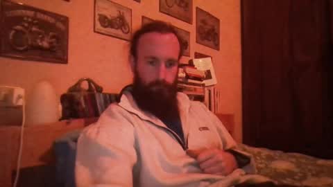 Snapshot of yeti_92 chatting on 01/13/25, 05:44 yeti_92 online show from 01/13/25, 05:44