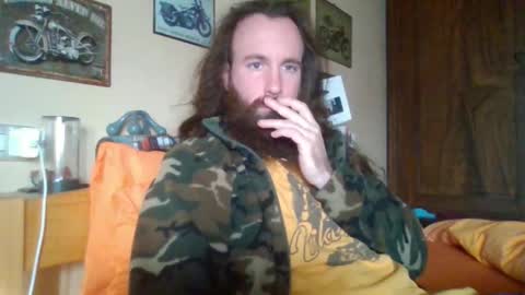 Snapshot of yeti_92 chatting on 11/23/25, 12:49 yeti_92 online show from 11/23/25, 12:49