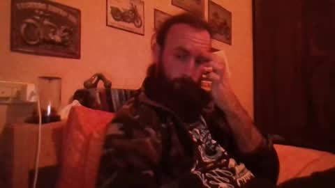 Snapshot of yeti_92 chatting on 11/27/25, 05:37 yeti_92 online show from 11/27/25, 05:37