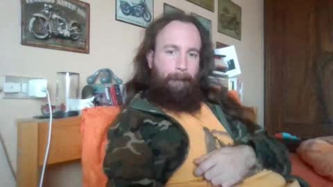 Snapshot of yeti_92 chatting on 12/14/25, 10:20 yeti_92 online show from 12/14/25, 10:20