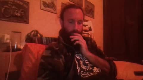 Snapshot of yeti_92 chatting on 12/18/25, 05:52 yeti_92 online show from 12/18/25, 05:52