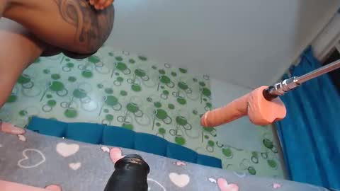 yeyecandy online show from 10/09/25, 11:41