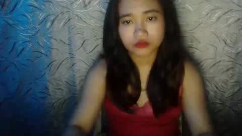 yhang_19 online show from 10/04/25, 01:09