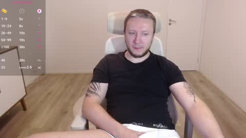 Snapshot of yhdxhy chatting on 01/03/25, 10:51 James online show from 01/03/25, 10:51