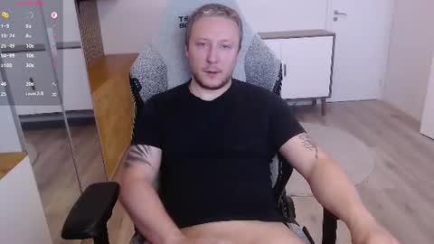 Snapshot of yhdxhy chatting on 07/23/26, 06:50 James online show from 07/23/26, 06:50