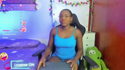 Snapshot of yice_grace chatting on 11/11/25, 07:03 yice online show from 11/11/25, 07:03