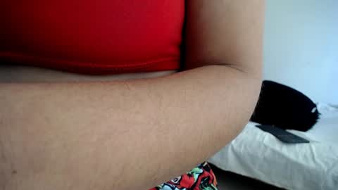 Snapshot of ying_yang_ chatting on 01/05/25, 05:20 tulipan online show from 01/05/25, 05:20