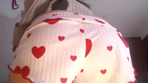 Yiny online show from 03/07/25, 04:46