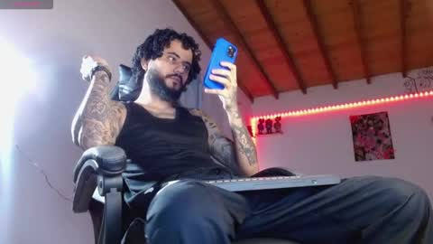 Snapshot of yio__cohen chatting on 10/03/25, 03:14 yio cohen online show from 10/03/25, 03:14