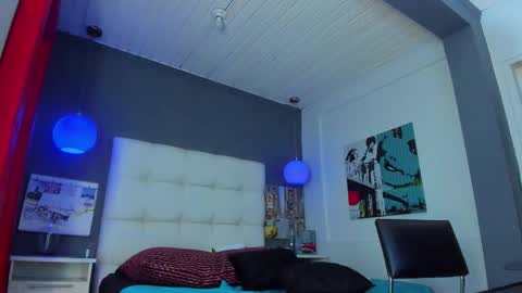 Yiyo online show from 11/23/25, 04:40