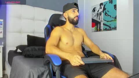 Yiyo online show from 02/22/26, 05:19