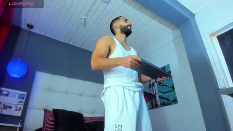 Yiyo online show from 03/20/26, 08:57