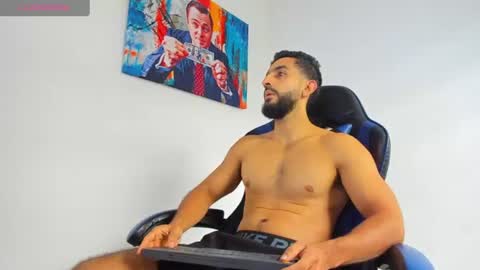 Yiyo online show from 07/19/26, 10:24