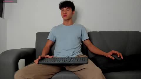 yizus_bonz online show from 01/18/26, 12:03