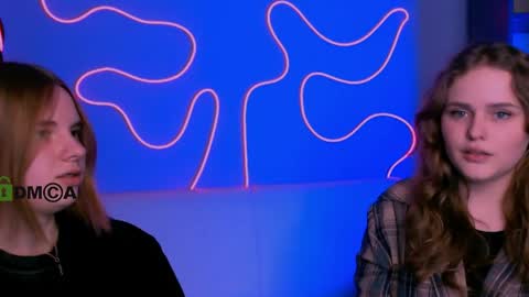 Ylia online show from 04/07/26, 02:06