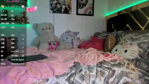 Snapshot of yluismag chatting on 09/10/25, 06:46 lucy online show from 09/10/25, 06:46