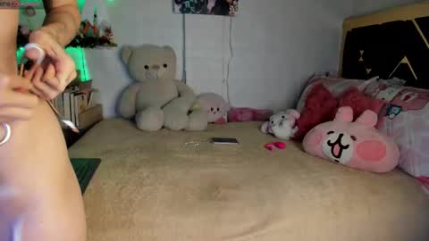 Snapshot of yluismag chatting on 11/28/25, 05:21 lucy online show from 11/28/25, 05:21