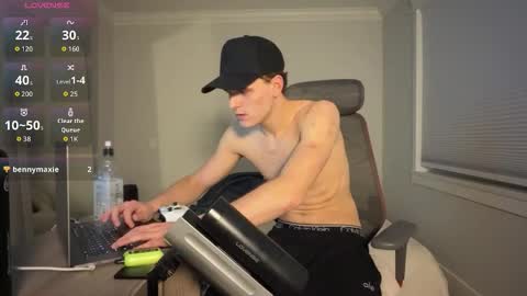 yngdesire1 online show from 02/05/26, 04:50