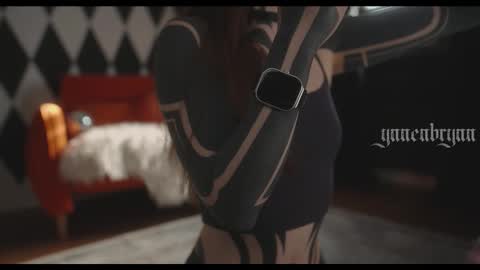 ynnenbrynn online show from 02/19/26, 06:42