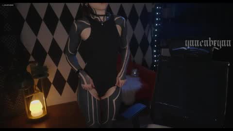 ynnenbrynn online show from 04/17/26, 07:33