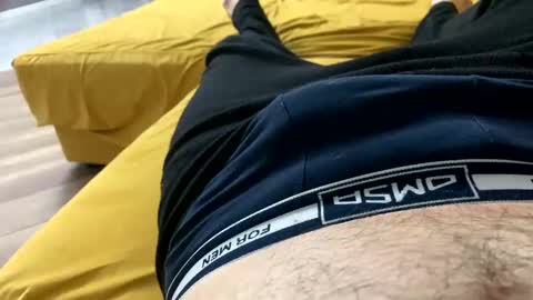 Snapshot of ynno31 chatting on 11/07/25, 09:37 Giannis online show from 11/07/25, 09:37