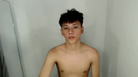 Snapshot of ynotyu chatting on 04/07/26, 05:24 ynotyu online show from 04/07/26, 05:24