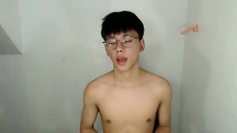 Snapshot of ynotyu chatting on 04/15/26, 06:04 ynotyu online show from 04/15/26, 06:04