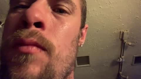 Single man online show from 08/09/26, 08:30