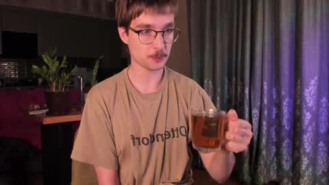 Max online show from 04/10/26, 09:19