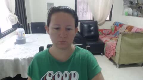 Snapshot of yohis_kiut25 chatting on 02/04/25, 12:11 yohis online show from 02/04/25, 12:11