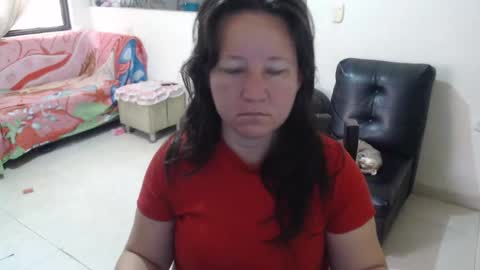 Snapshot of yohis_kiut25 chatting on 02/22/25, 12:51 yohis online show from 02/22/25, 12:51