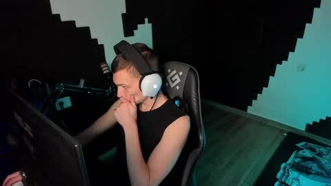 You can ask my name in pm online show from 04/10/26, 07:18