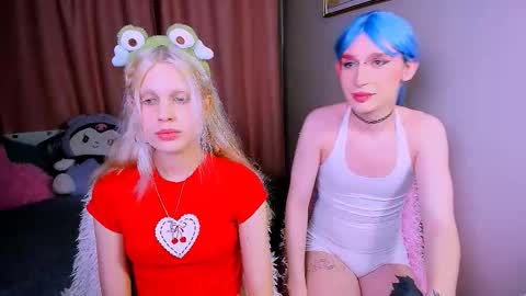 Snapshot of yoi_mika chatting on 01/11/26, 03:17 Mikaella - Mika online show from 01/11/26, 03:17