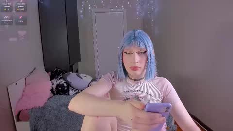 Snapshot of yoi_mika chatting on 02/05/26, 08:35 Mikaella - Mika online show from 02/05/26, 08:35