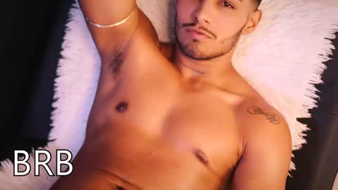 Snapshot of yoi_olimpo chatting on 12/05/24, 03:28 Yoi Olimpo online show from 12/05/24, 03:28