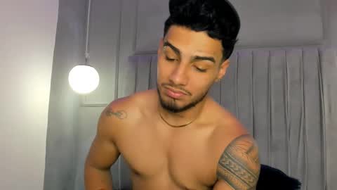 Snapshot of yoi_olimpo chatting on 02/25/25, 12:03 Yoi Olimpo online show from 02/25/25, 12:03