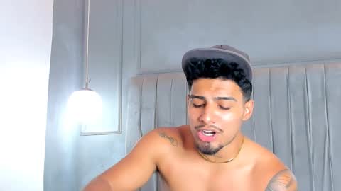 Snapshot of yoi_olimpo chatting on 03/05/25, 06:23 Yoi Olimpo online show from 03/05/25, 06:23