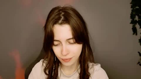 yoka_paradoxxx online show from 10/16/25, 05:19