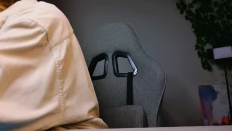 yoka_paradoxxx online show from 11/09/25, 05:06