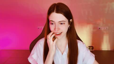 Snapshot of yoka_paradoxxx chatting on 02/14/26, 09:17 yoka_paradoxxx online show from 02/14/26, 09:17