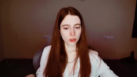 Snapshot of yoka_paradoxxx chatting on 02/15/26, 09:52 yoka_paradoxxx online show from 02/15/26, 09:52