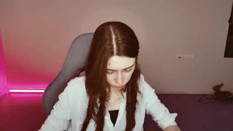 Snapshot of yoka_paradoxxx chatting on 02/27/26, 10:04 yoka_paradoxxx online show from 02/27/26, 10:04