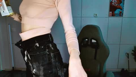 yoka_paradoxxx online show from 03/23/26, 09:13