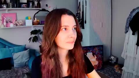 yoka_paradoxxx online show from 05/13/26, 11:07