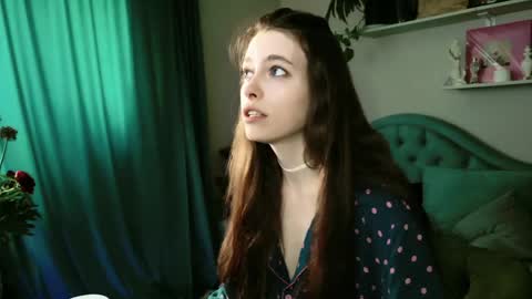 yoka_paradoxxx online show from 06/03/26, 02:44
